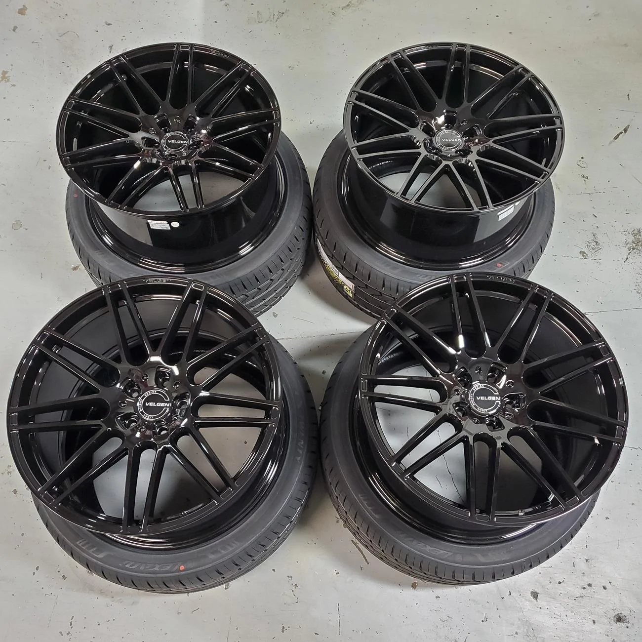 velgen-vf9-gloss-black-46309-1.webp