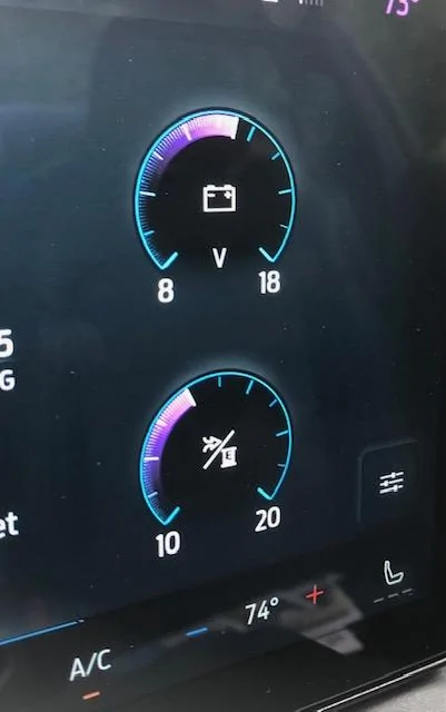 S650 Mustang What is this gauge ? IMG_1521