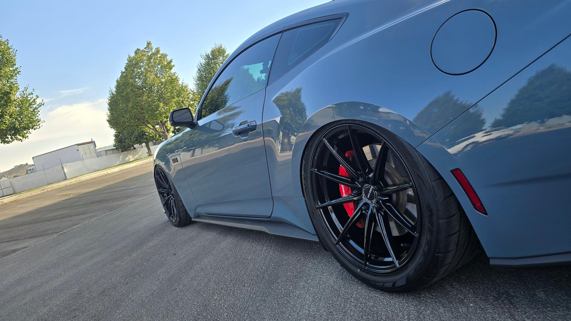 S650 Mustang 19x10.5 rear, 19x9.5 front... 20240812_173533