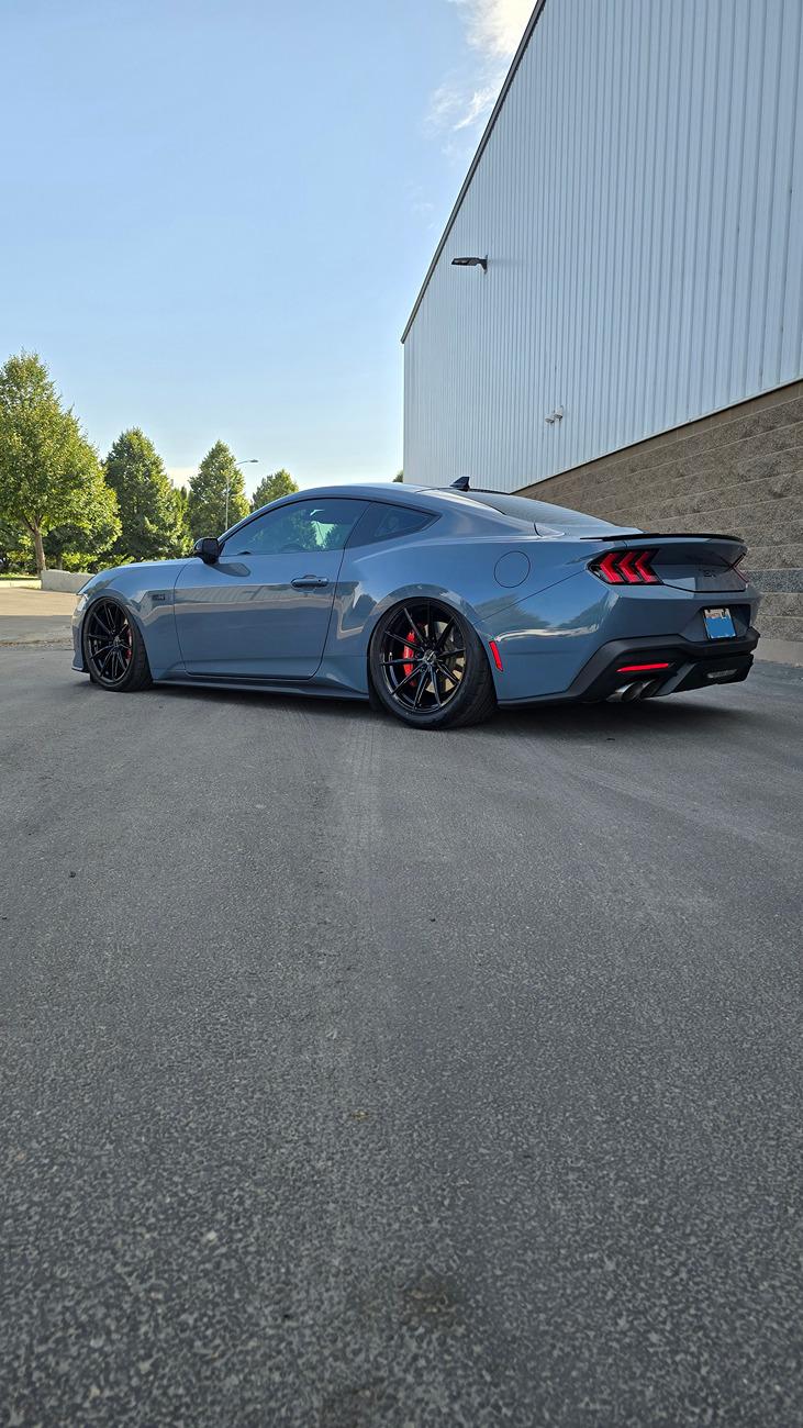 S650 Mustang 19x10.5 rear, 19x9.5 front... 20240812_183622