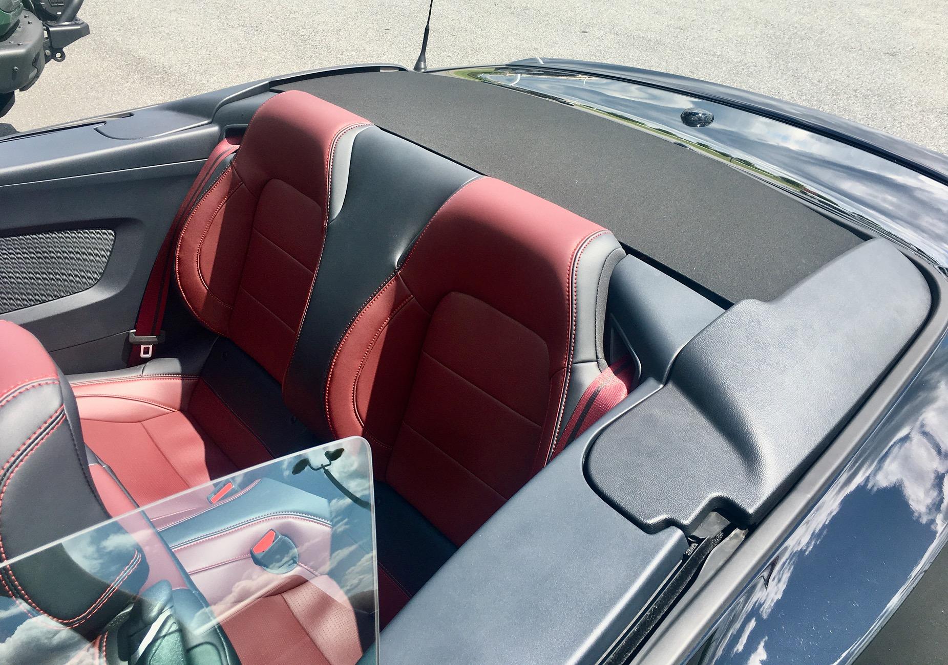 Mustang 2024 Convertible Cover02.jpeg