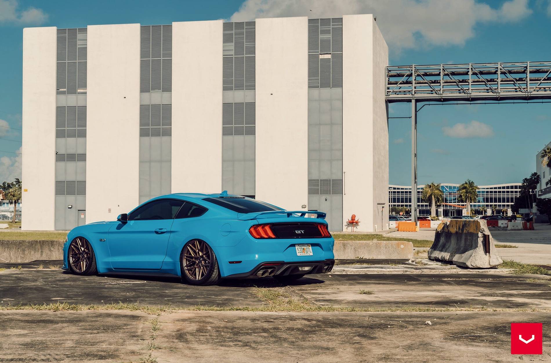 S650 Mustang Vossen HF-1 HF-2 HF-3 HF-4T HF-5 HF-7| Hybrid Forged Series | Member Pricing | Team VIBE Ford-Mustang-Hybrid-Forged-Series-HF-7-©-Vossen-Wheels-2024-11-2000x1317