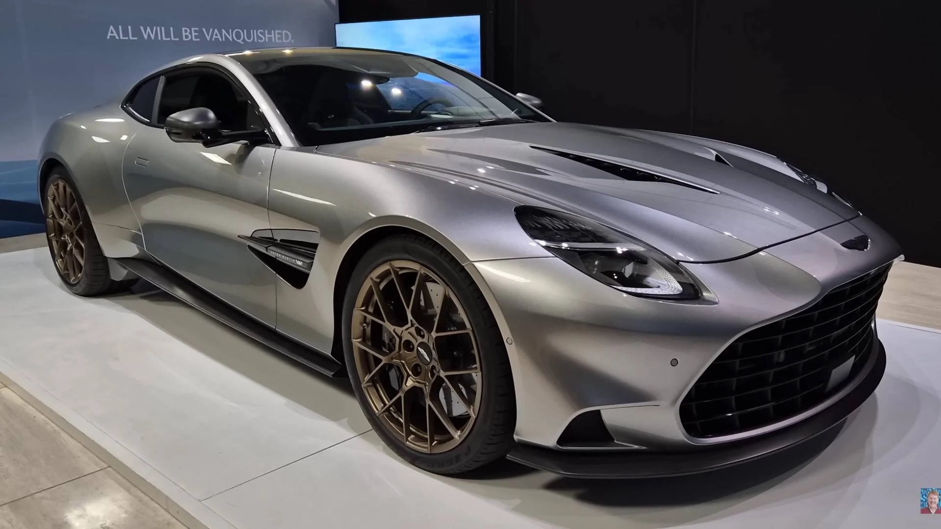 S650 Mustang Aston Martin Vanquish Vanquish 3 Silver 2