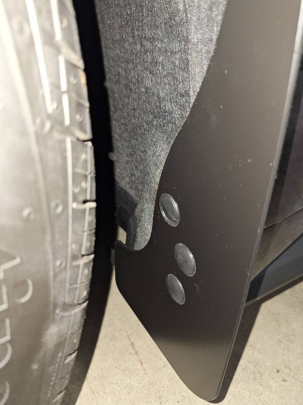 S650 Mustang Installed 4) ZL1 S650 Delux Rock Guards - Photos 20241011_152054