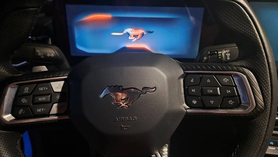 S650 Mustang Press the Phone Button on the Steering Wheel Steering_Wheel_resiz