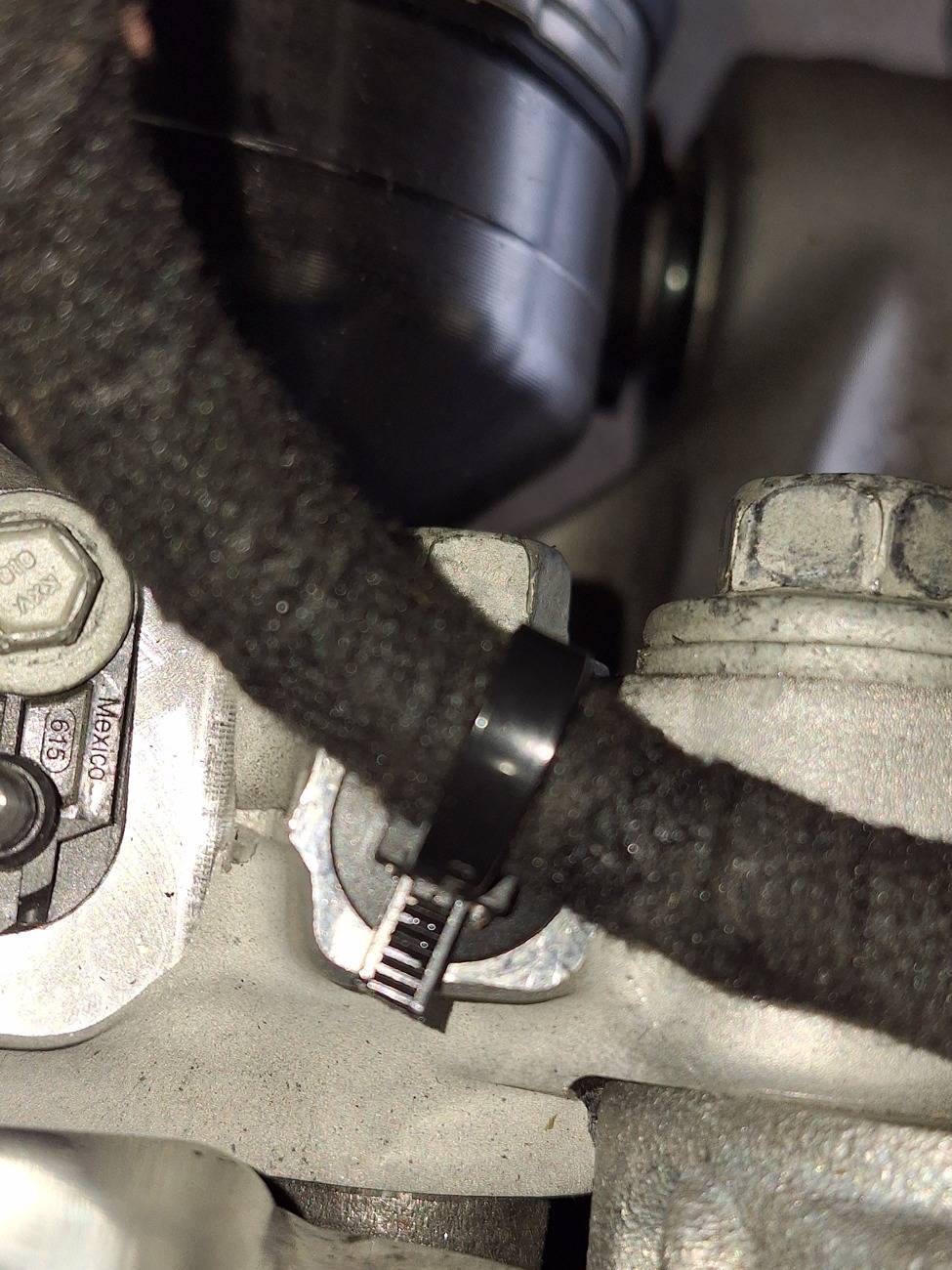 S650 Mustang 2024 CV boot puked all its grease 20241019_111842