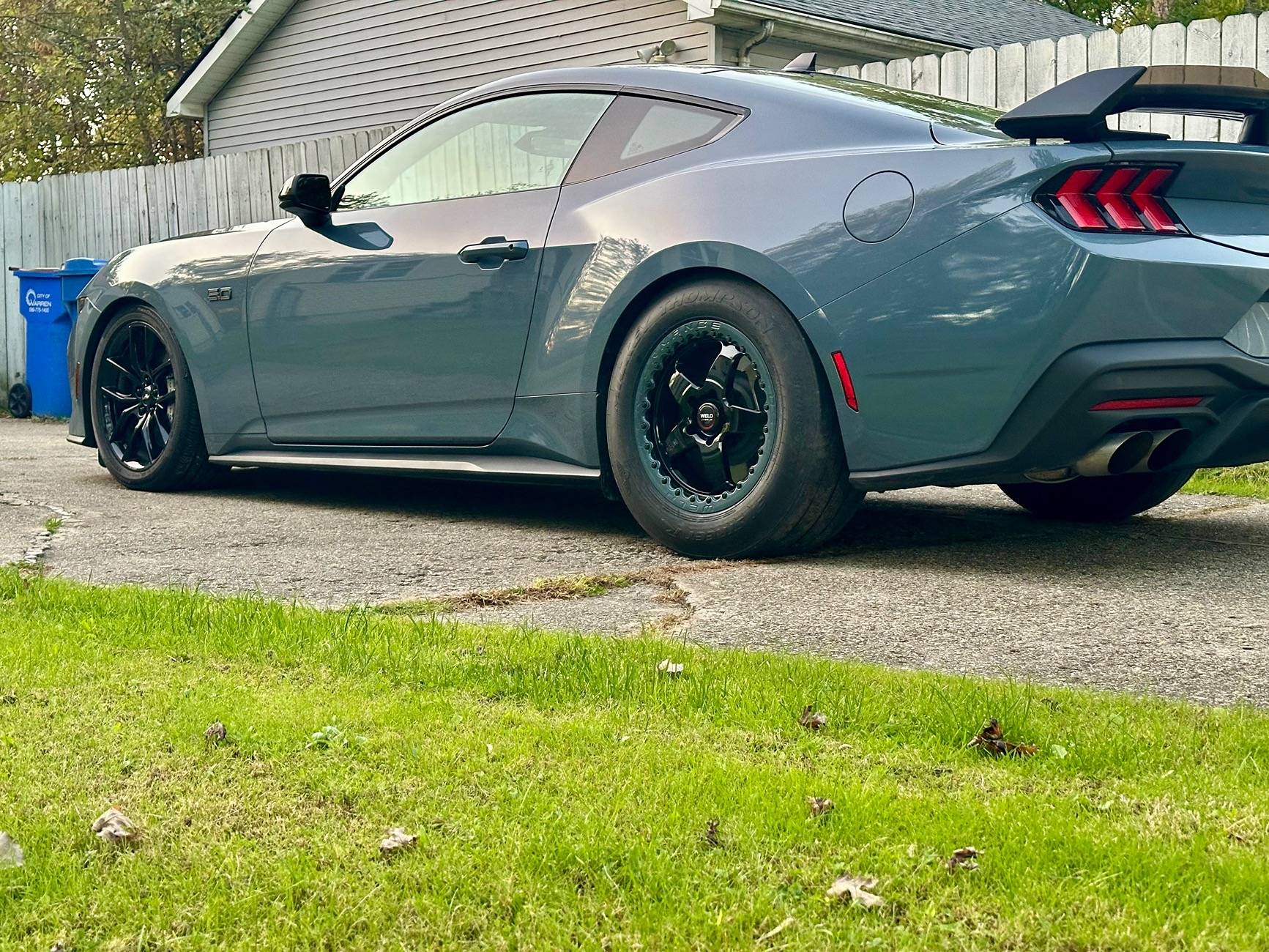 S650 Mustang Vapor blue bead locks IMG_2651