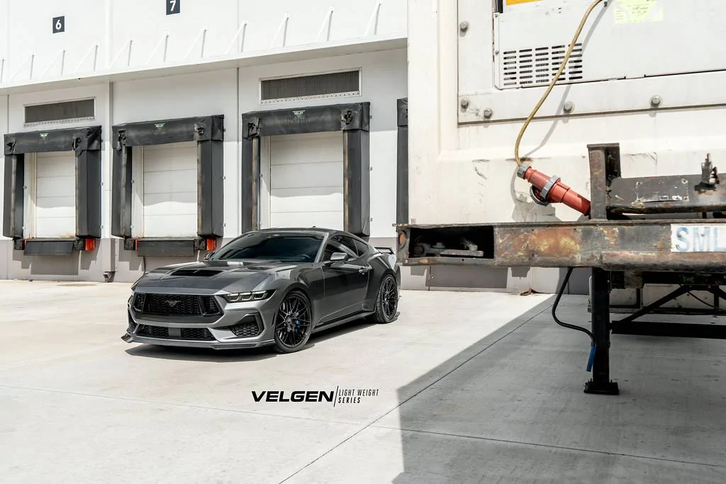 S650 Mustang Official Velgen Wheels S650 Mustang Thread Carbonized Gray Mustang S650 - VF9 - Gloss Black_2