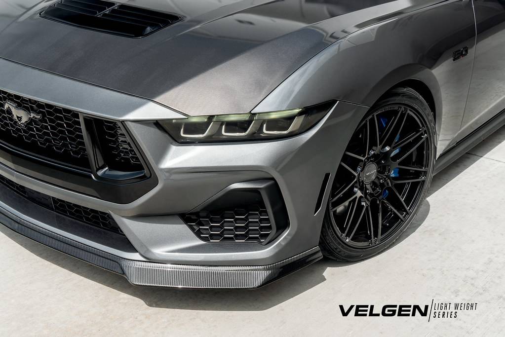 S650 Mustang Official Velgen Wheels S650 Mustang Thread Carbonized Gray Mustang S650 - VF9 - Gloss Black_8