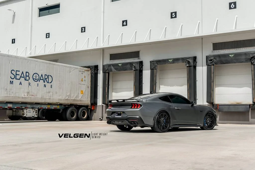 S650 Mustang Official Velgen Wheels S650 Mustang Thread Carbonized Gray Mustang S650 - VF9 - Gloss Black_10