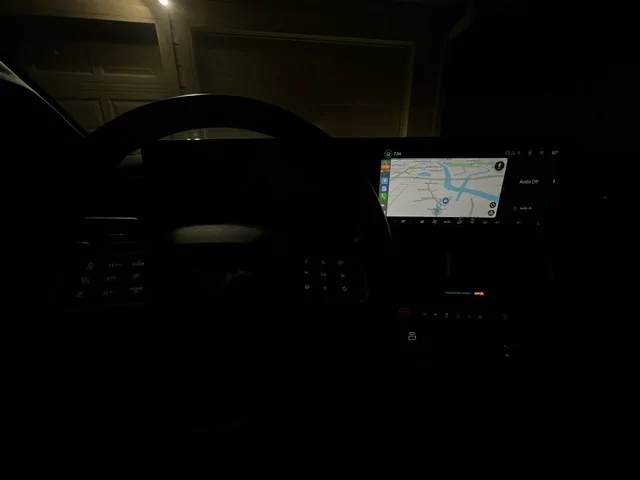 S650 Mustang 2024 gt mustang conv DASHBOARD wont turn on image1