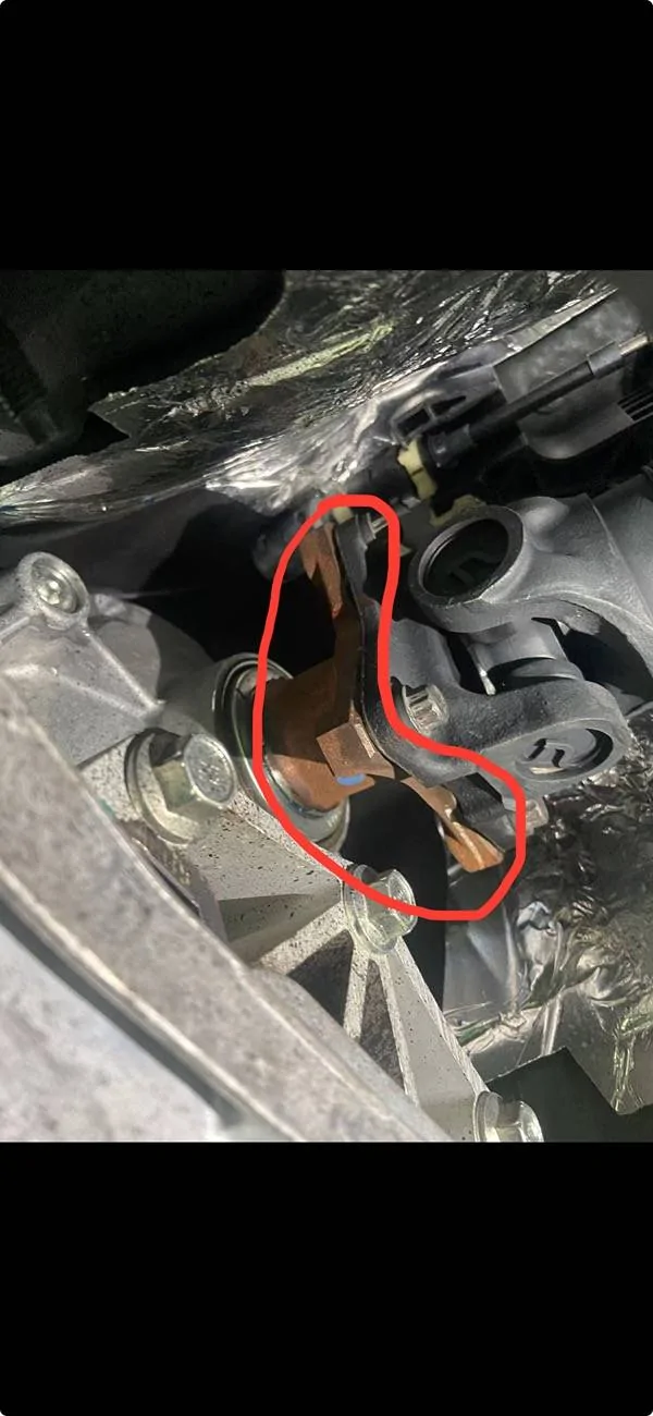 S650 Mustang Clunking noise from the transmission  when slowing down! IMG_8732