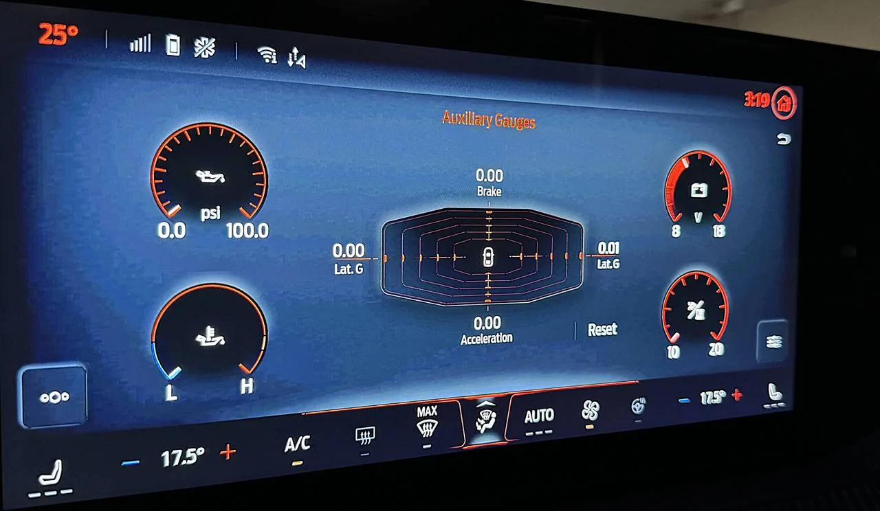S650 Mustang This Just Got Real! aux