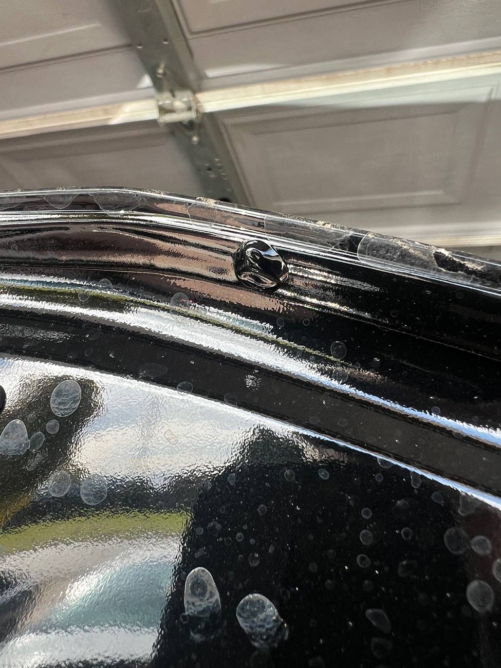 S650 Mustang Paint blister/bubble on Trunk IMG_0103
