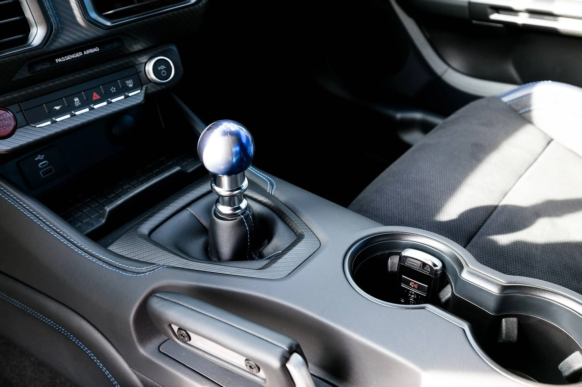 S650 Mustang 2024 Mustang Dark Horse Premium Blue Ember Manual Dark Horse-32