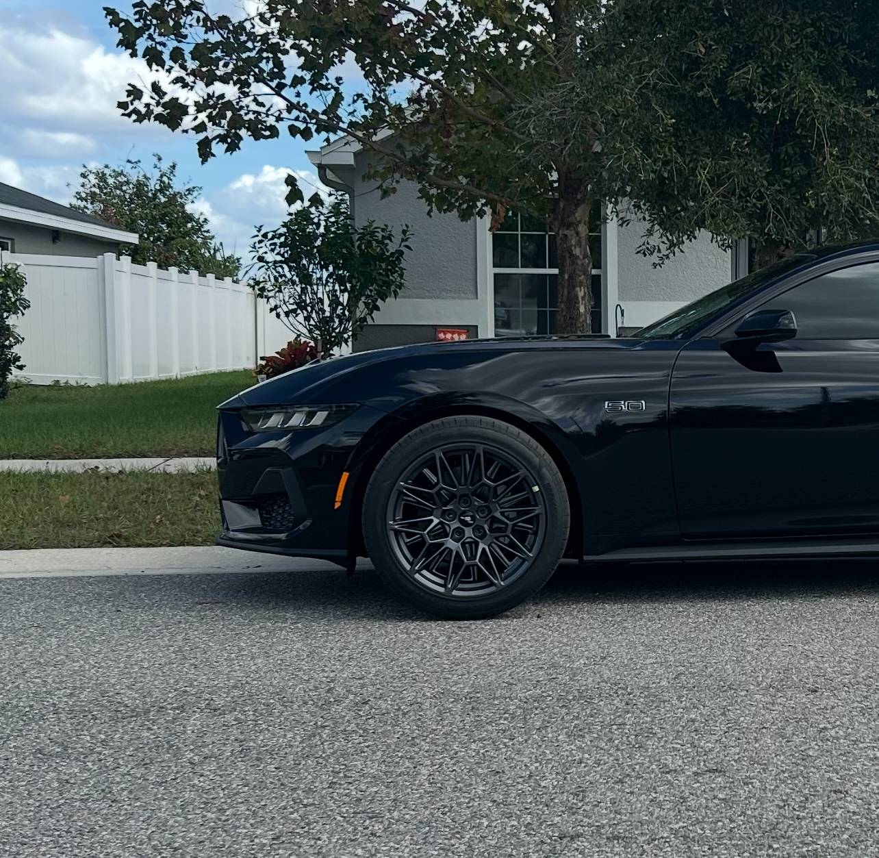 S650 Mustang Which rim do you like better? IMG_7128