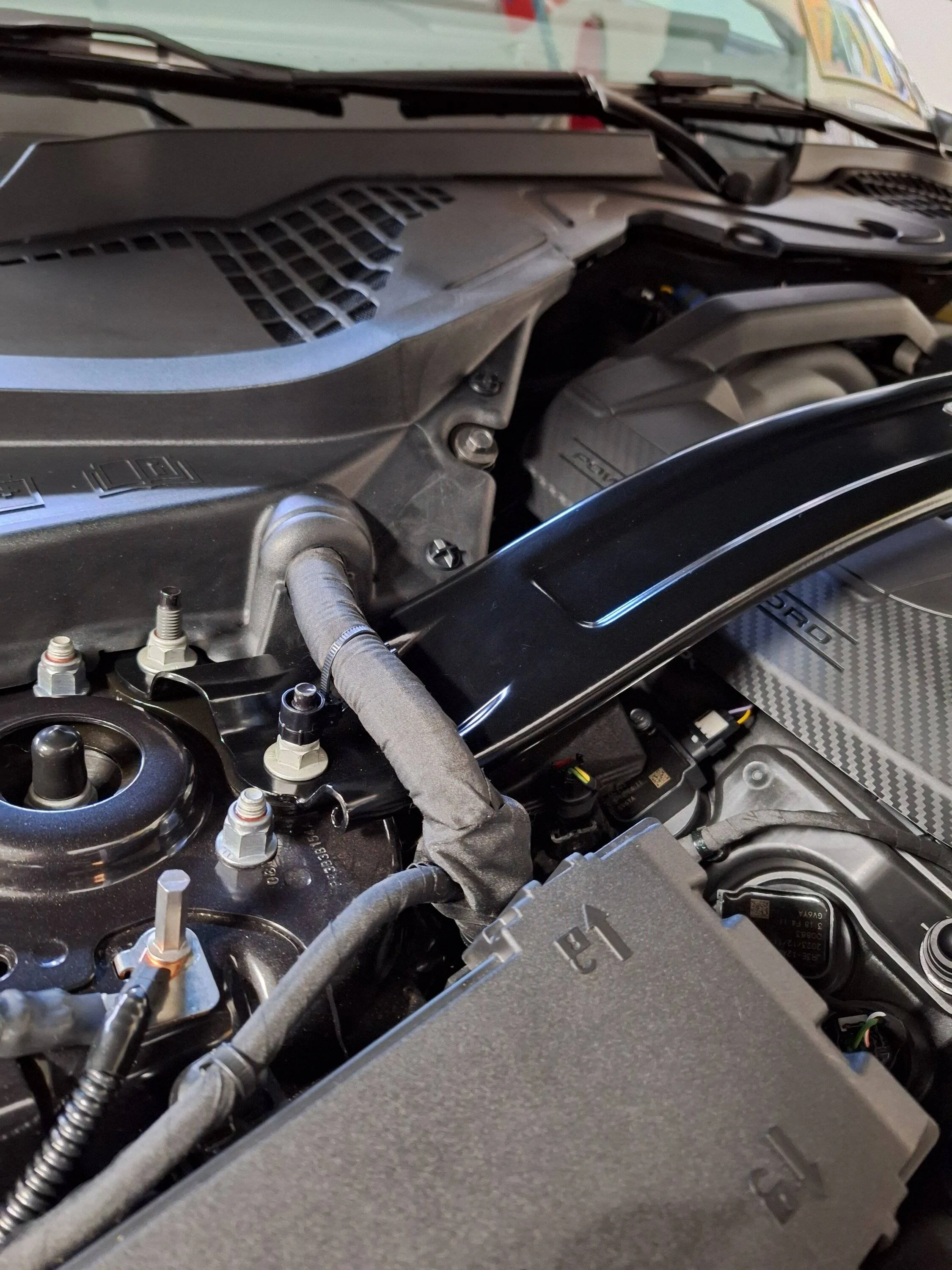 S650 Mustang Strut Tower Brace Installed 20241111_135158