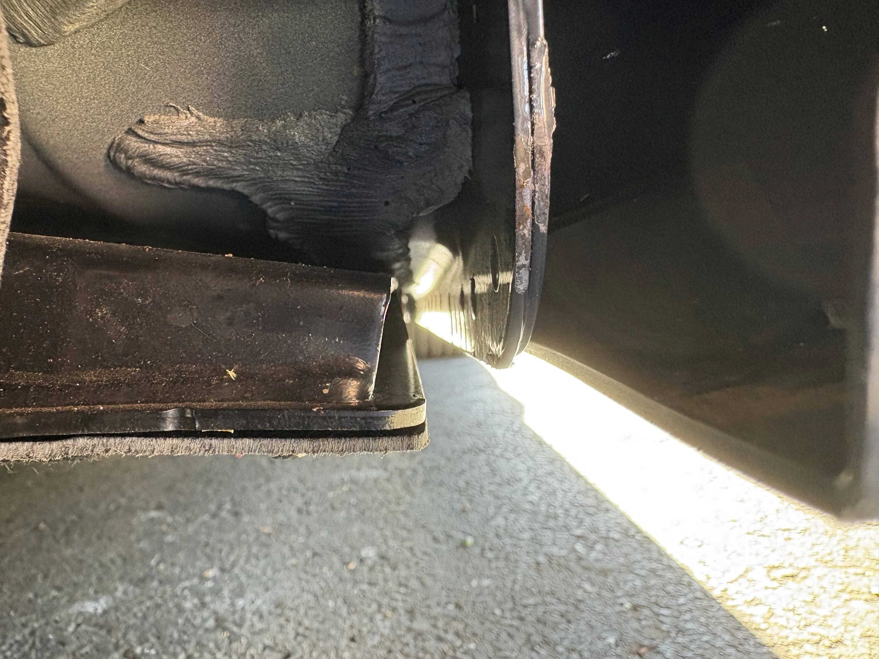 S650 Mustang Existing inner fender damage? IMG_6447