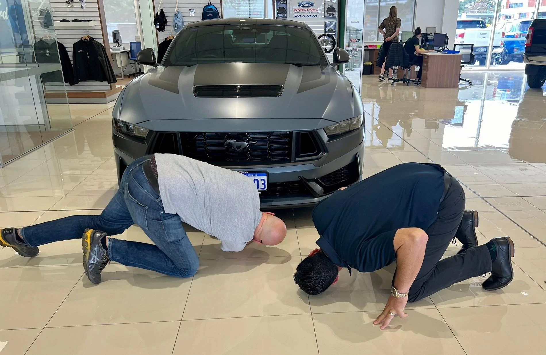 S650 Mustang S650 Delivery Road Trip Home Delivery time - pointing out the strakes 20241115