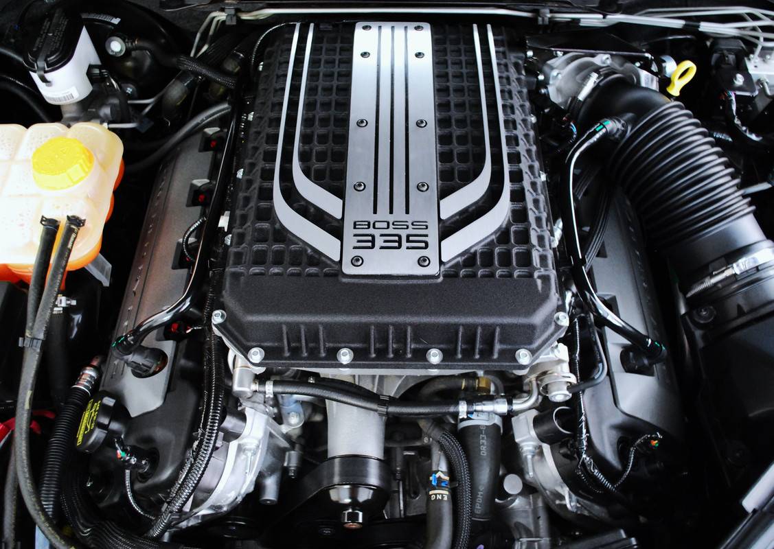 S650 Mustang Oil Air Separator Install fgxm104