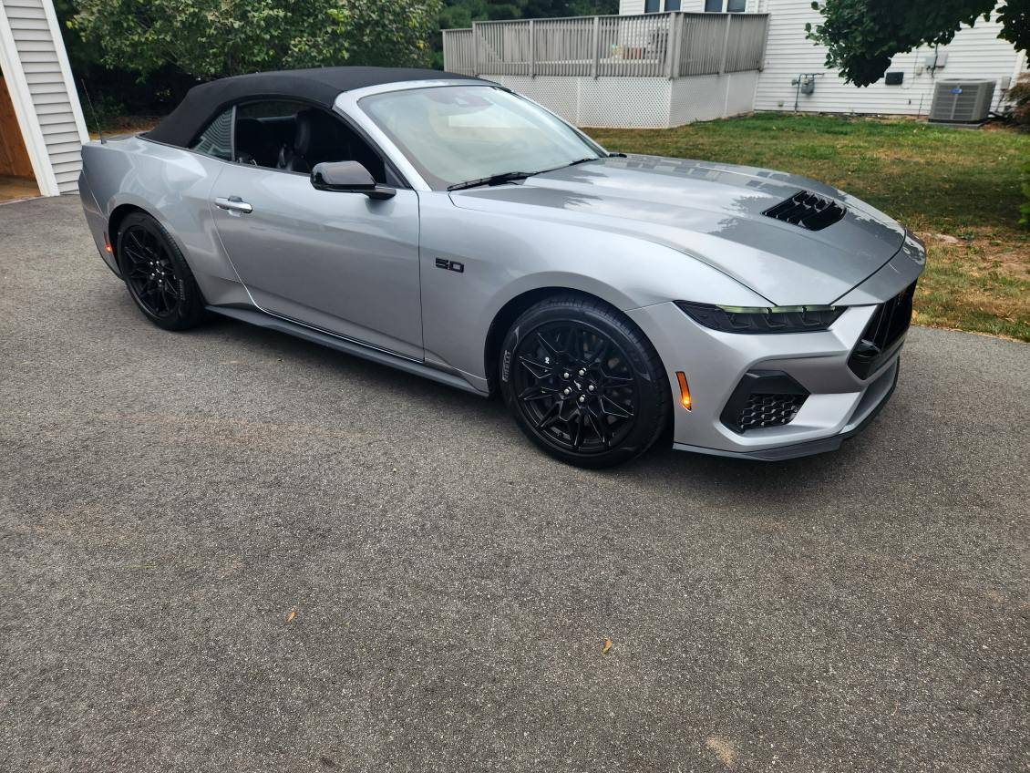 S650 Mustang Looking at 2024 Mustang GT premium 2024 gt 3