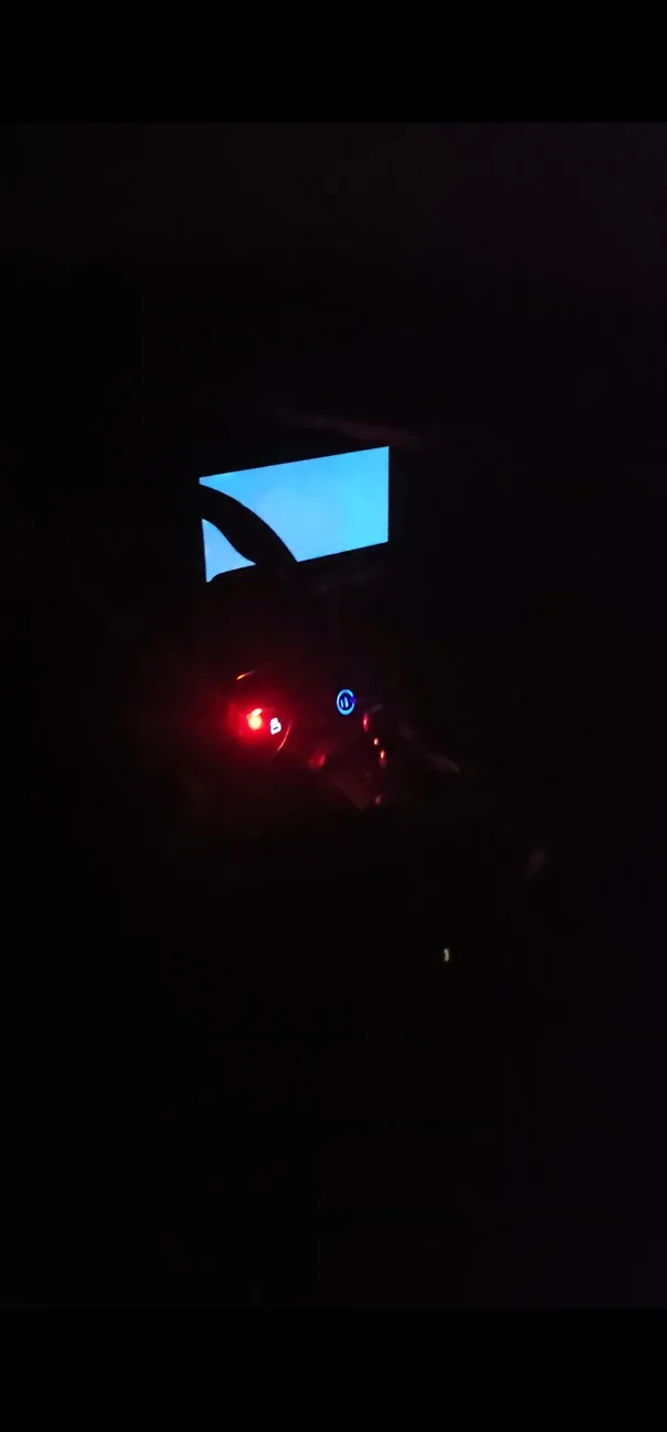 S650 Mustang Center screen not powering down 1000023783