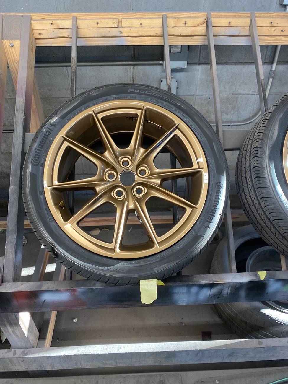 S650 Mustang Bronze package? 75426435512__B005B732-ED07-48AD-B7A9-45E026D02285