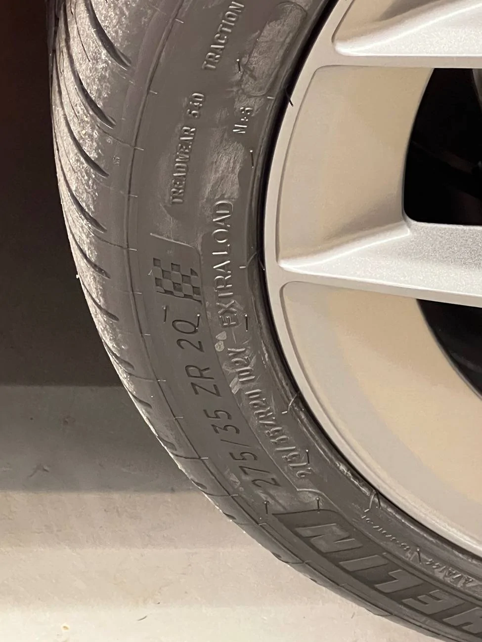 S650 Mustang 20x10 vs 20x9.5 with 275/35R20 IMG_0236