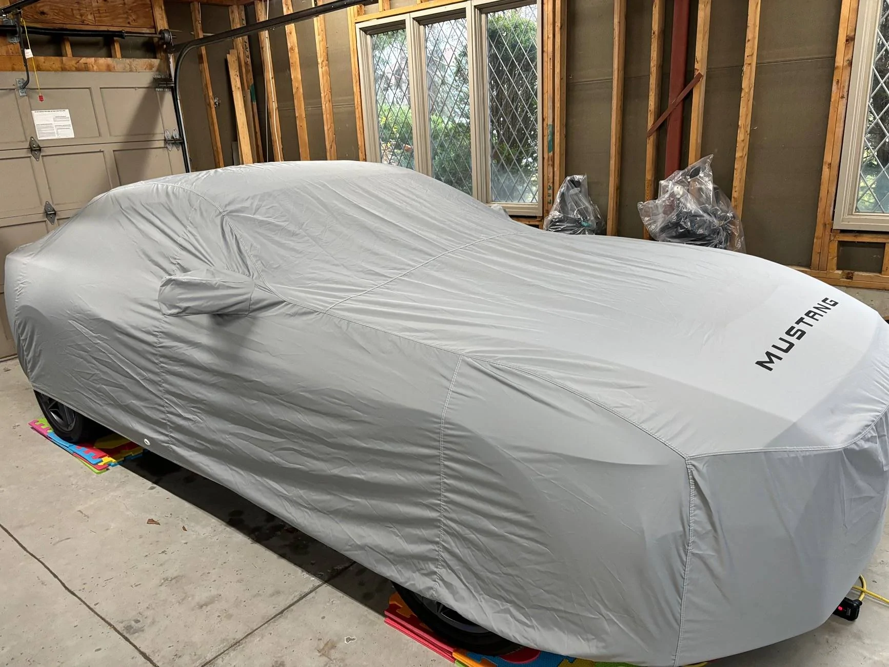 S650 Mustang Does S550 car cover fit S650? IMG_3030