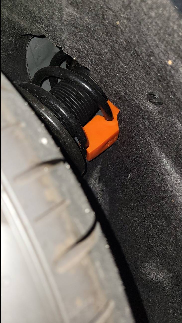 S650 Mustang Creaking noise from suspension 20241204_211219