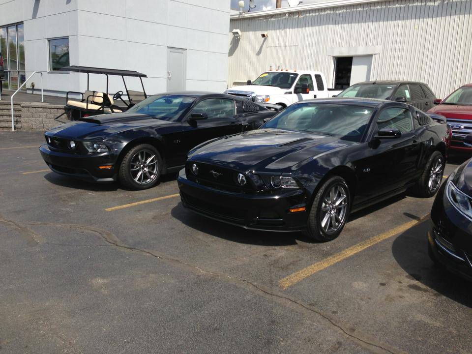 S650 Mustang Why did you choose an automatic over a manual. 431865_10201231070923432_1965575369_n