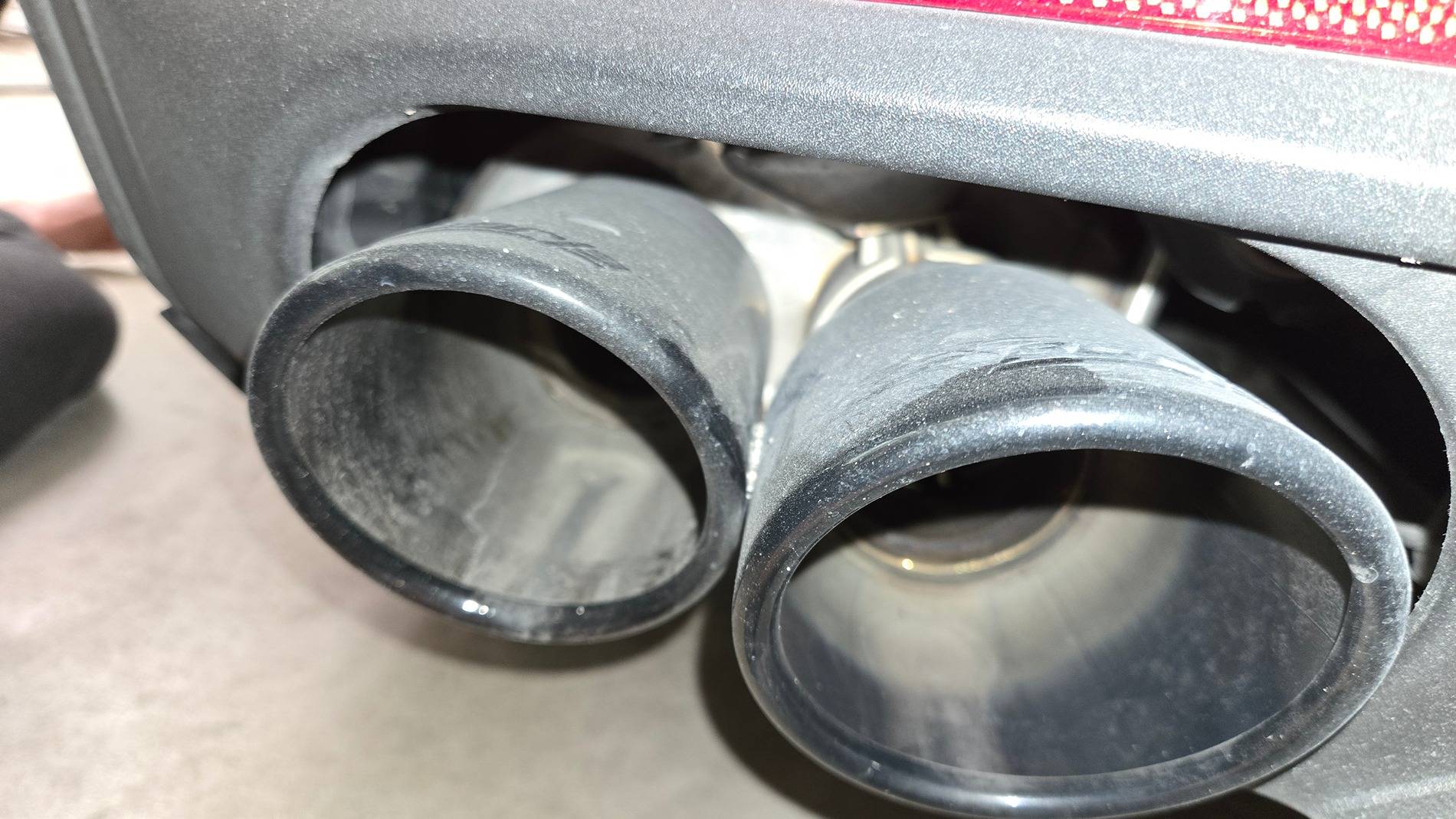 S650 Mustang Borla Atak Catback exhaust tips sticking together 20241203_153014