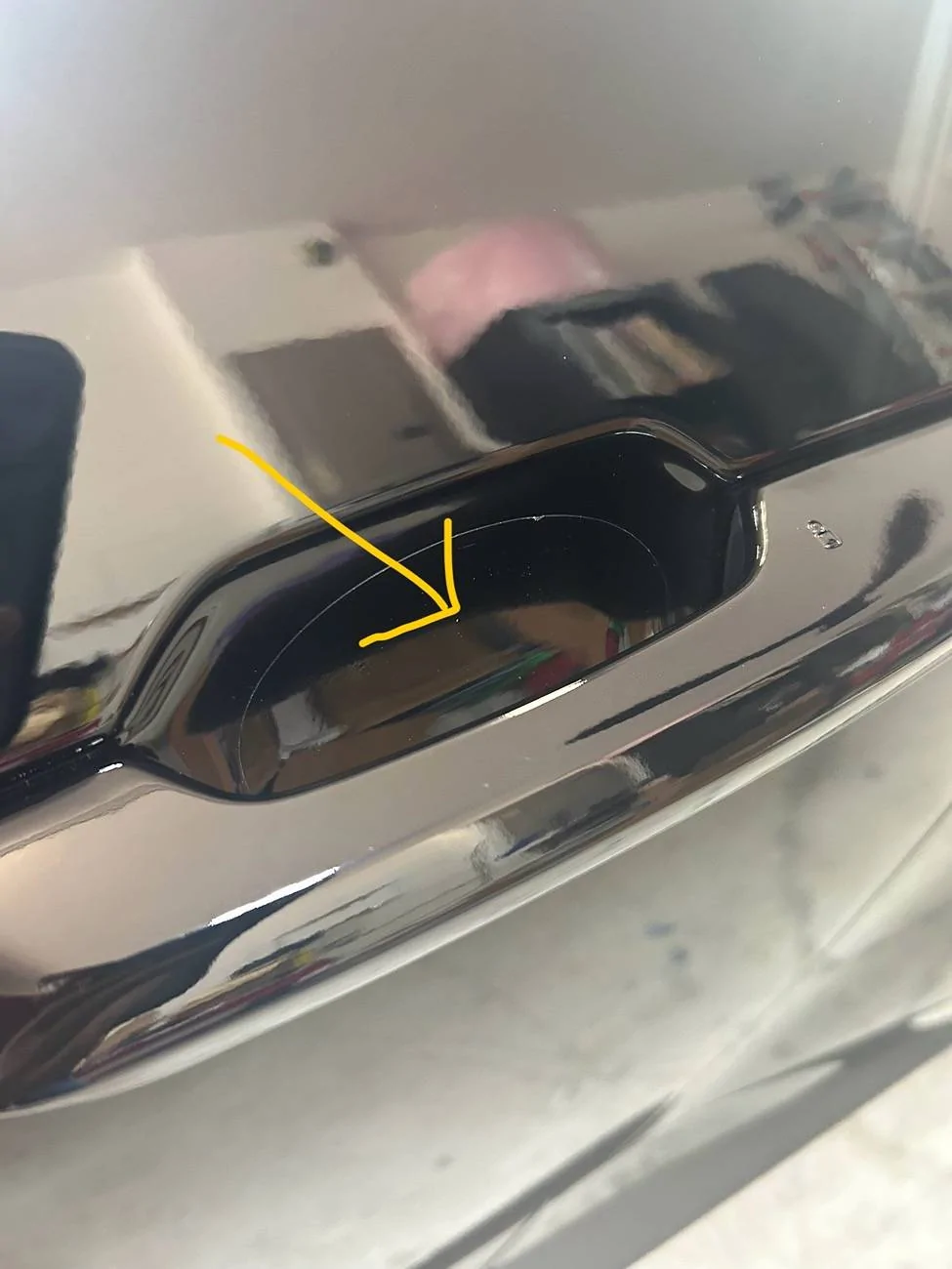 S650 Mustang Scratch guard behind door handle? IMG_7451