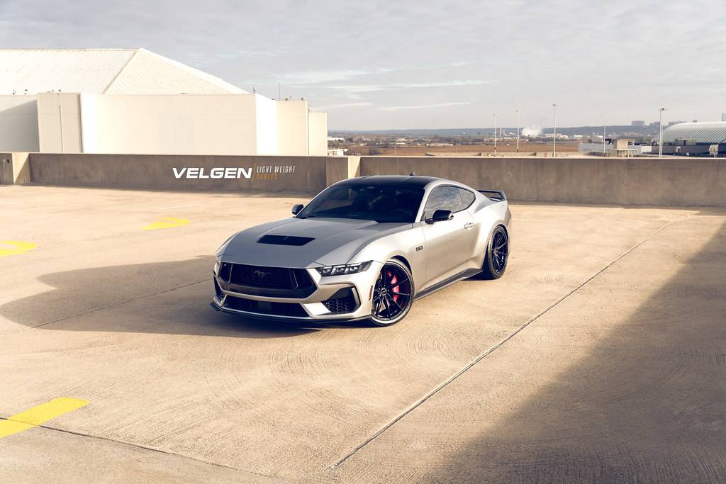 S650 Mustang Official Velgen Wheels S650 Mustang Thread Carbonized Gray Metallic S650 Mustang - VF10 - Gloss Black_2