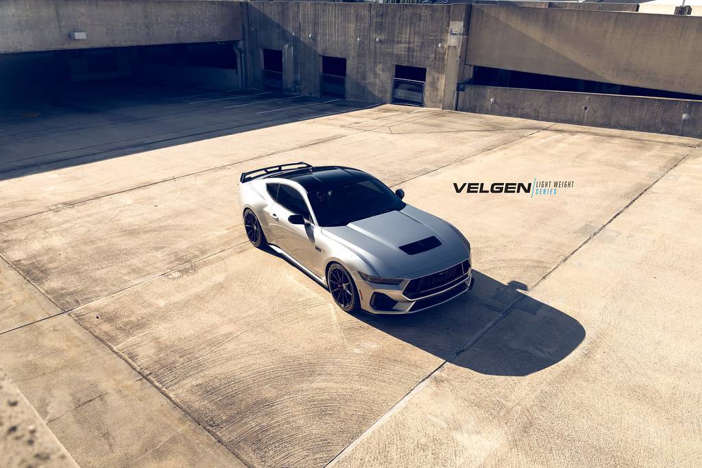 S650 Mustang Official Velgen Wheels S650 Mustang Thread Carbonized Gray Metallic S650 Mustang - VF10 - Gloss Black_4