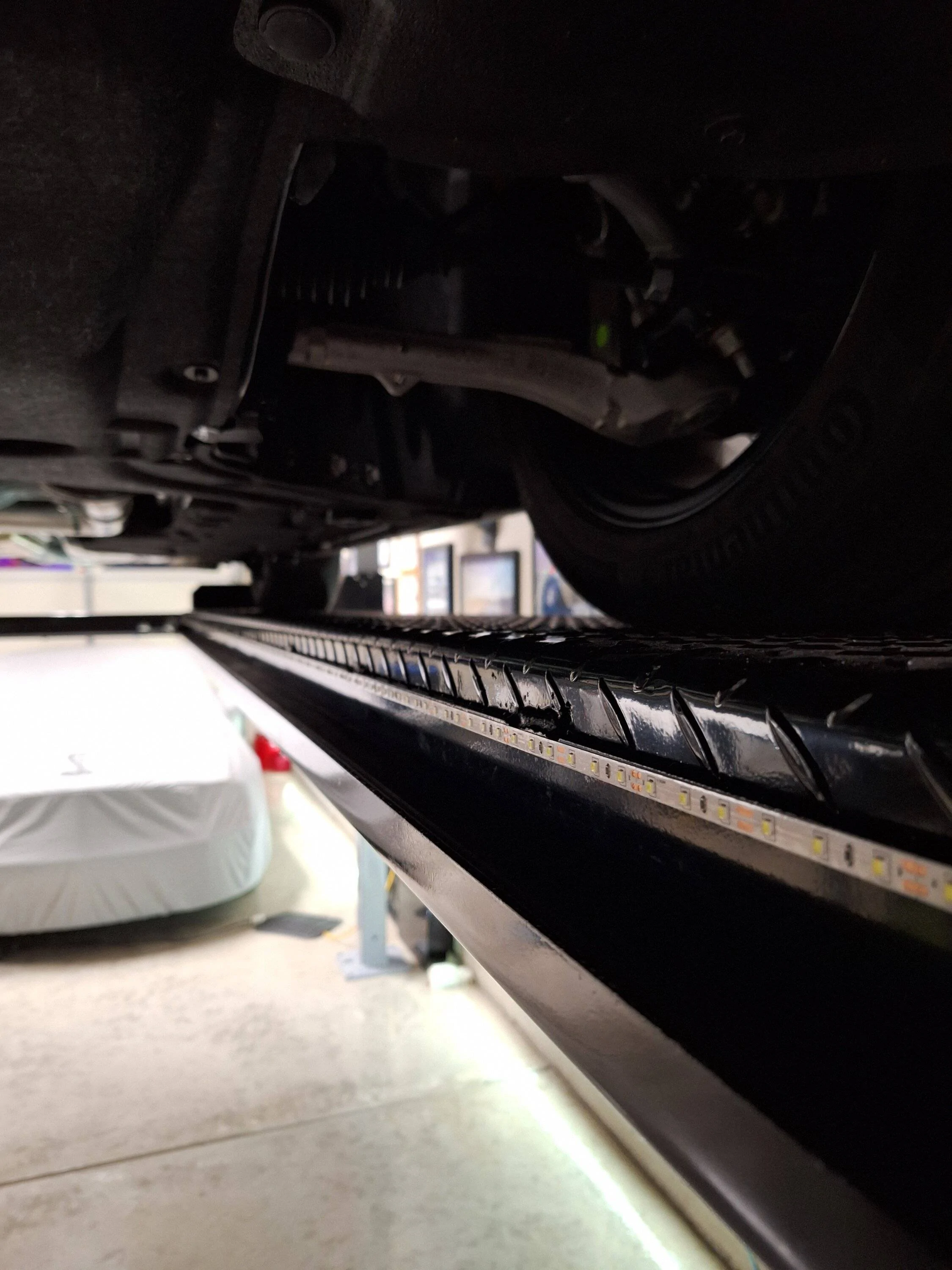 S650 Mustang LED light Install on 4 post Lift 20241230_171858
