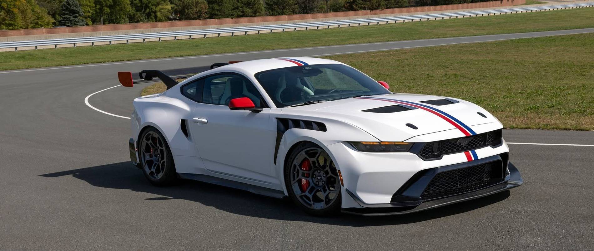 S650 Mustang 2025 Ford Mustang GTD Spirit of America Special Edition Debuts image1