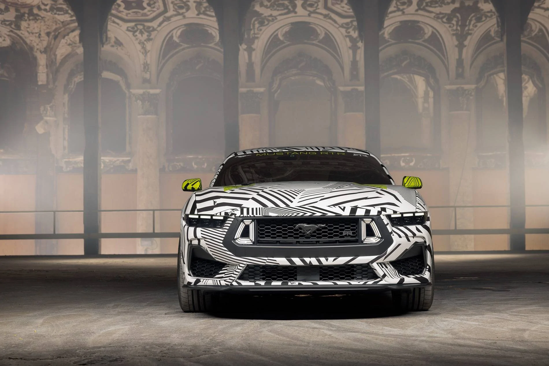 S650 Mustang New Mustang RTR EcoBoost Featuring Dark Horse Parts Ford Mustang RTR_05