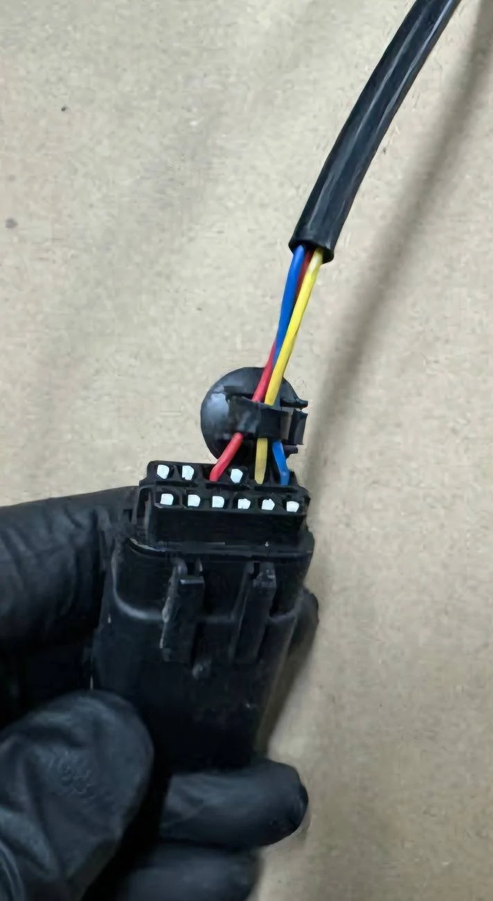 S650 Mustang Recaro seats will delete your turn signals. WHY? Screenshot_20250111_194259_Chrom