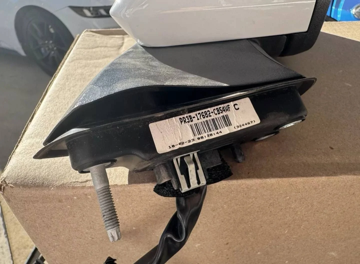 S650 Mustang Are the side mirrors with turn signals plug and play? Screenshot_20250111_210511_Gallery
