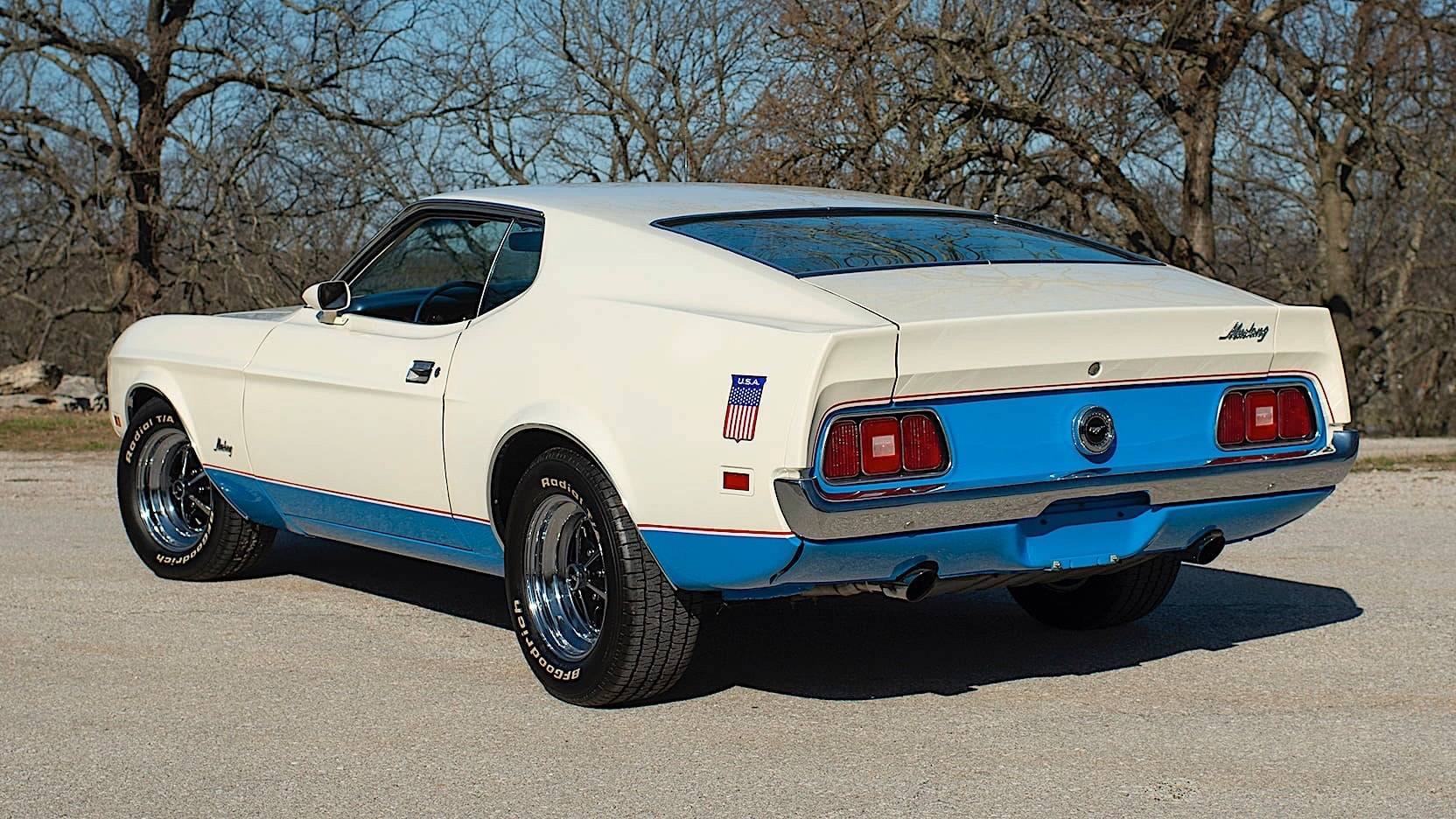 S650 Mustang 2025 Ford Mustang GTD Spirit of America Special Edition Debuts 1972-ford-mustang-sprint-shows-a-sportsroof-behind-for-the-ages-161586_1