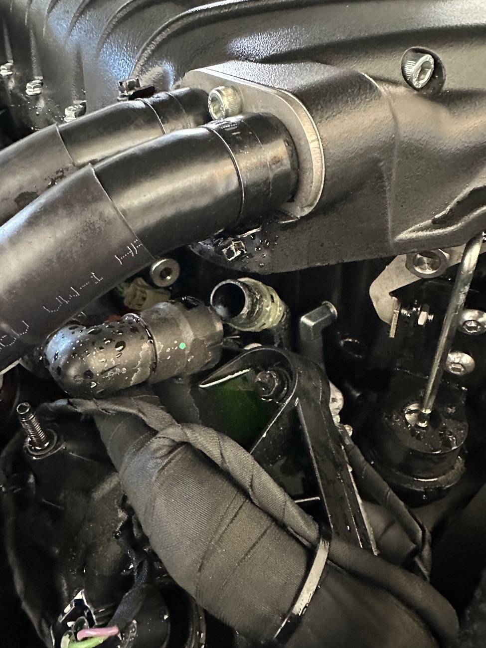 S650 Mustang Heater Core Hose Issue IMG_8988