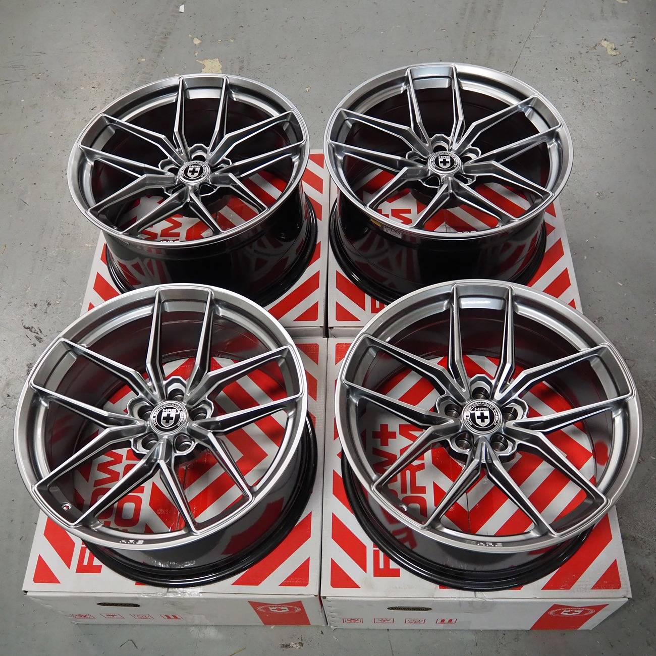 hre-ff21-liquid-metal-wheels-15.jpg