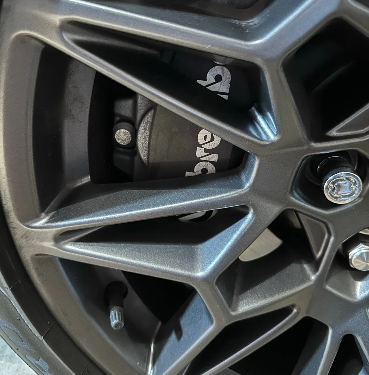 S650 Mustang Security lug nut key question. IMG_2552