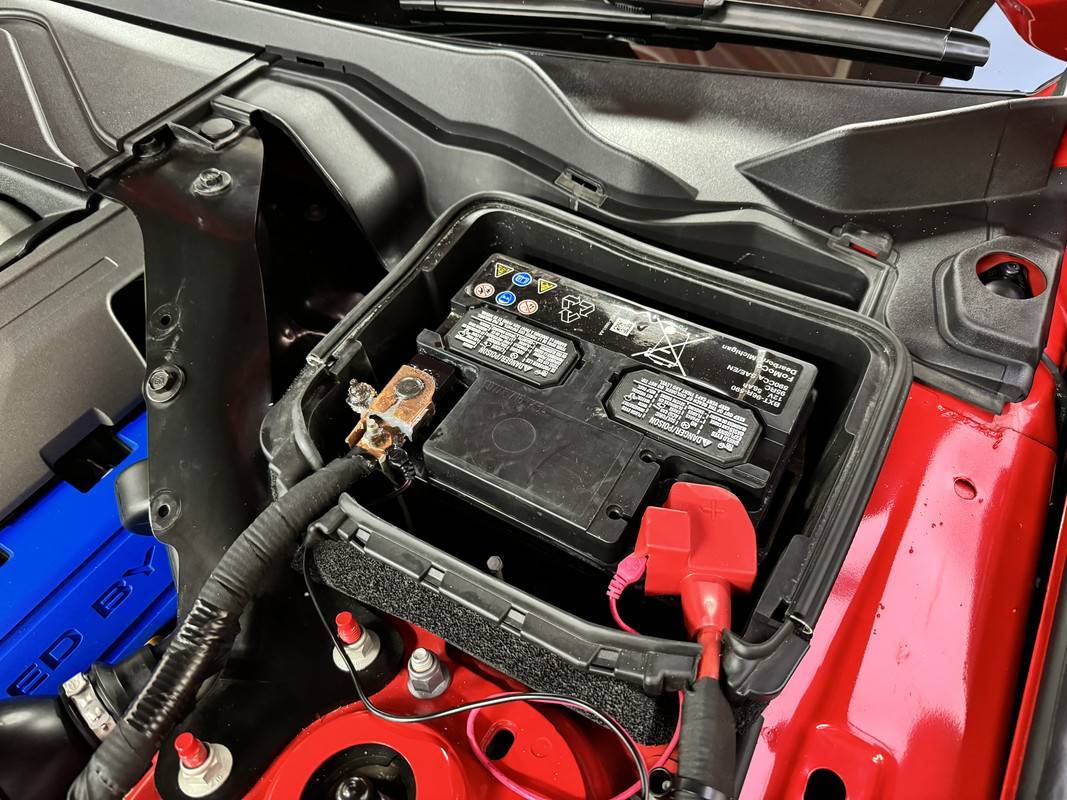 S650 Mustang Connecting CTEK/Battery Tender img_0488-
