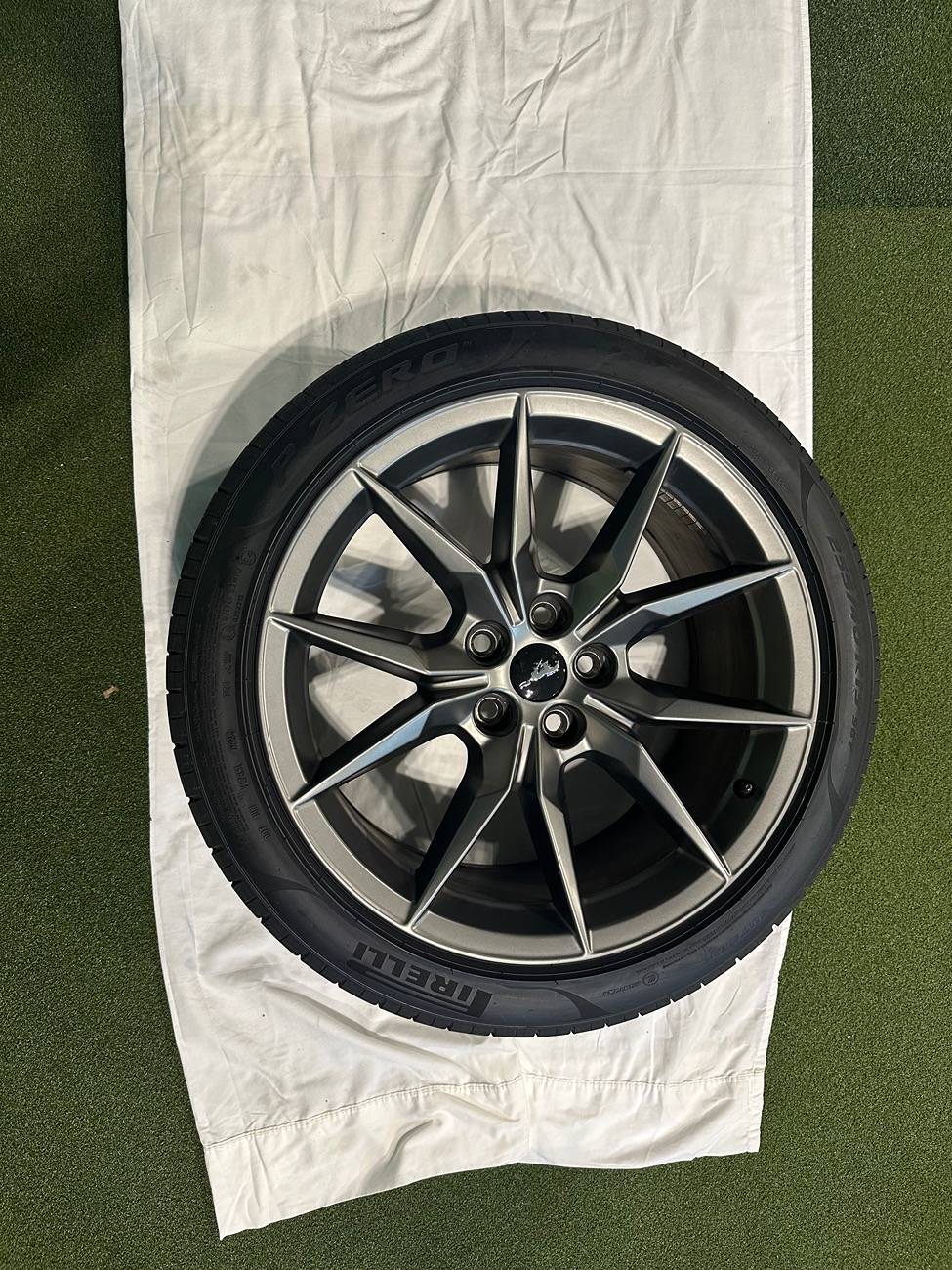 S650 Mustang 2024 Dark Horse wheels and tires IMG_3205