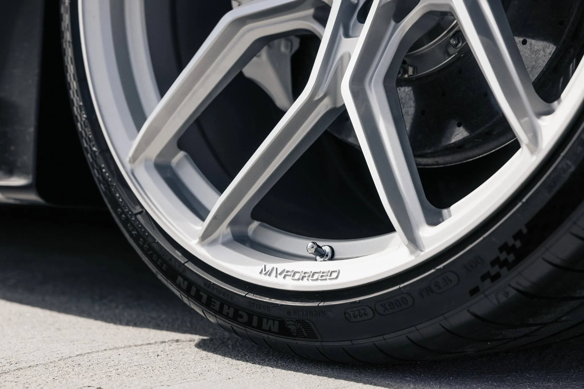 S650 Mustang MV Forged+ MVF5 Vertical Forged Wheels Available in 20 - Vibe Motorsports mv-forged-ferrari-458-mvf5-diamond-silver-0013