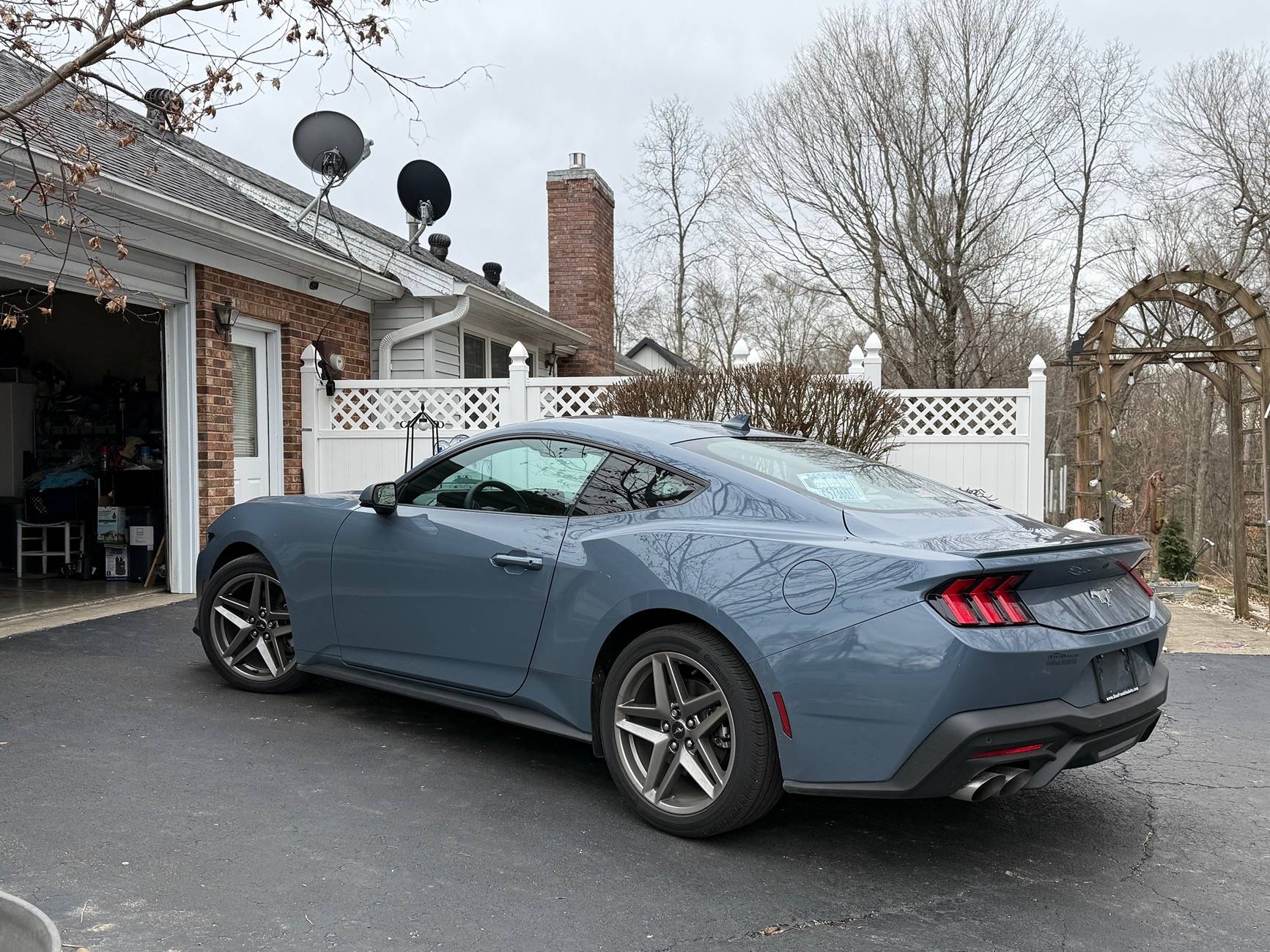S650 Mustang Blue ember or vapor blue helppppp!!!!!!!! IMG_8964
