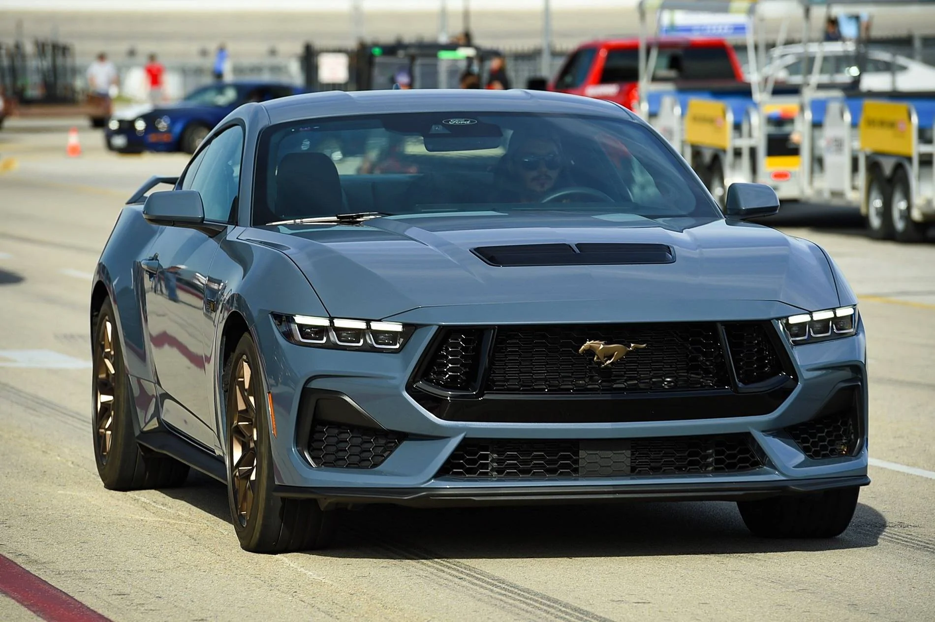 S650 Mustang What's going on with Vapor Blue colour?? Some doubts about the true tone S650 LMR2024 v1