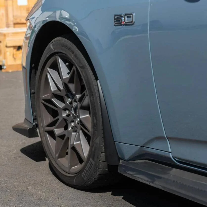 S650 Mustang ZL1 Addons, Inc. S650 Deluxe Rock Guards install Schermafbeelding 2025-03-31 025217